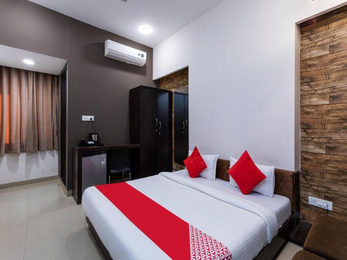 Oyo 72937 Hotel Tyagraj Agra  Eksteriør billede